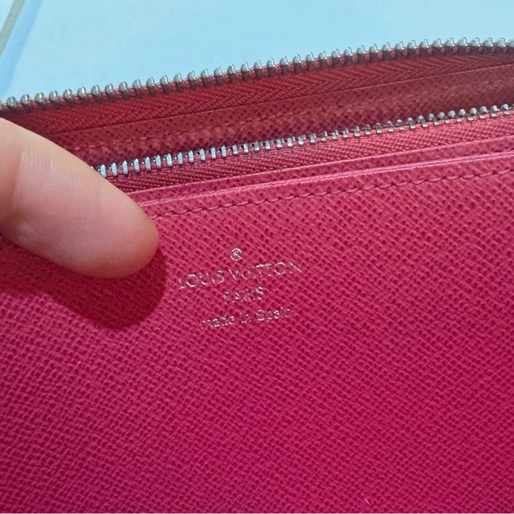 Louis Vuitton Zippy Wallet Fuchsia Epi - Picture 5 of 12